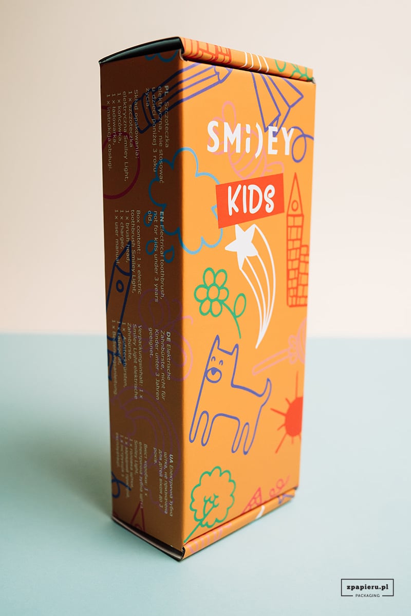 Pudełka kaszerowane na produkt Smiley
